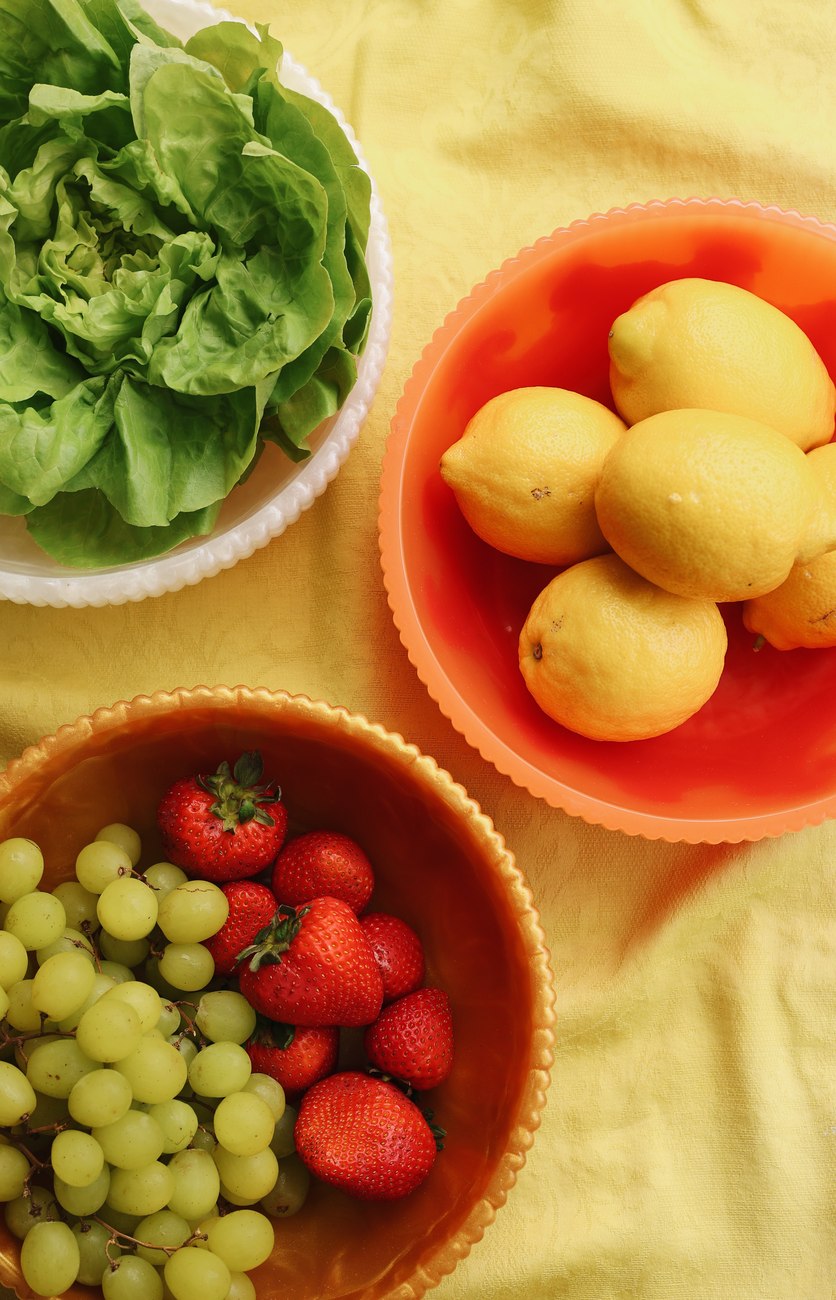 Bowls MARA de resina con fruta